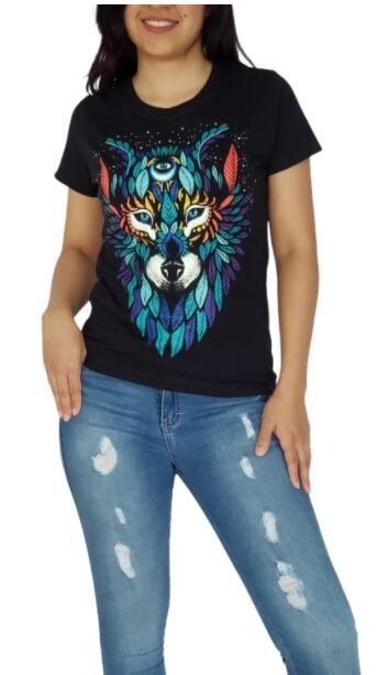 Playera  Lobo Lunar