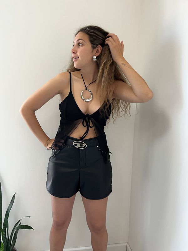 SHORT TACHAS