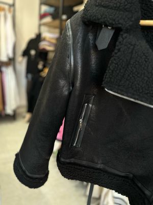 GAMULAN BLACK