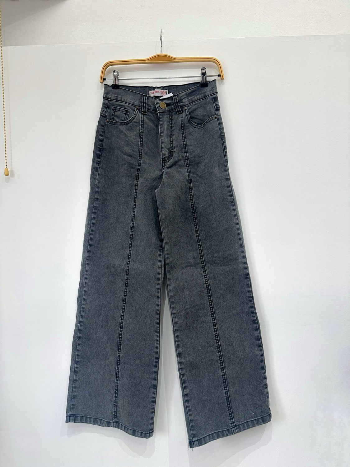 JEAN LINEA GRIS