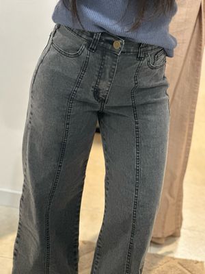 JEAN LINEA GRIS