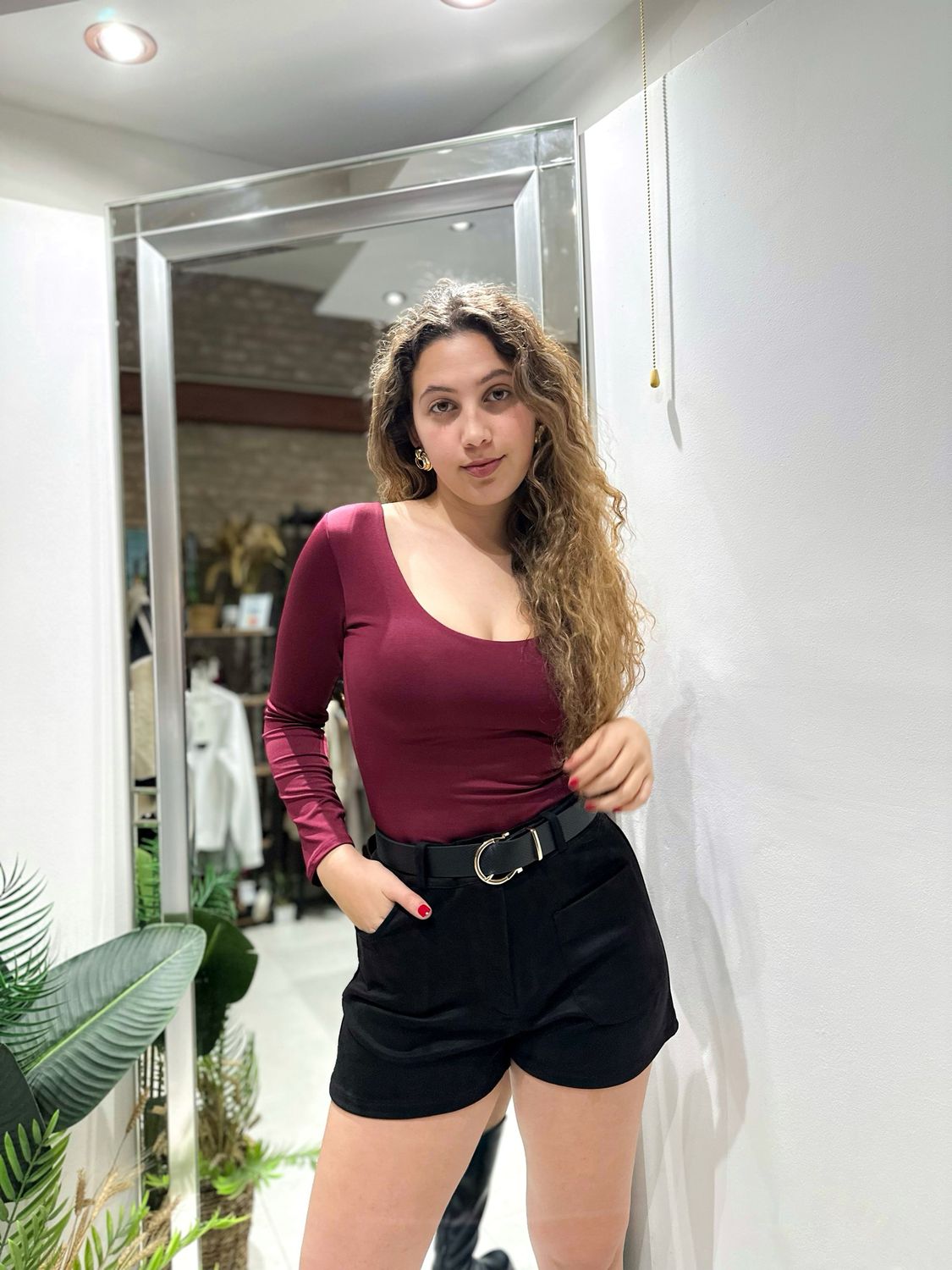SHORT GAMUZA