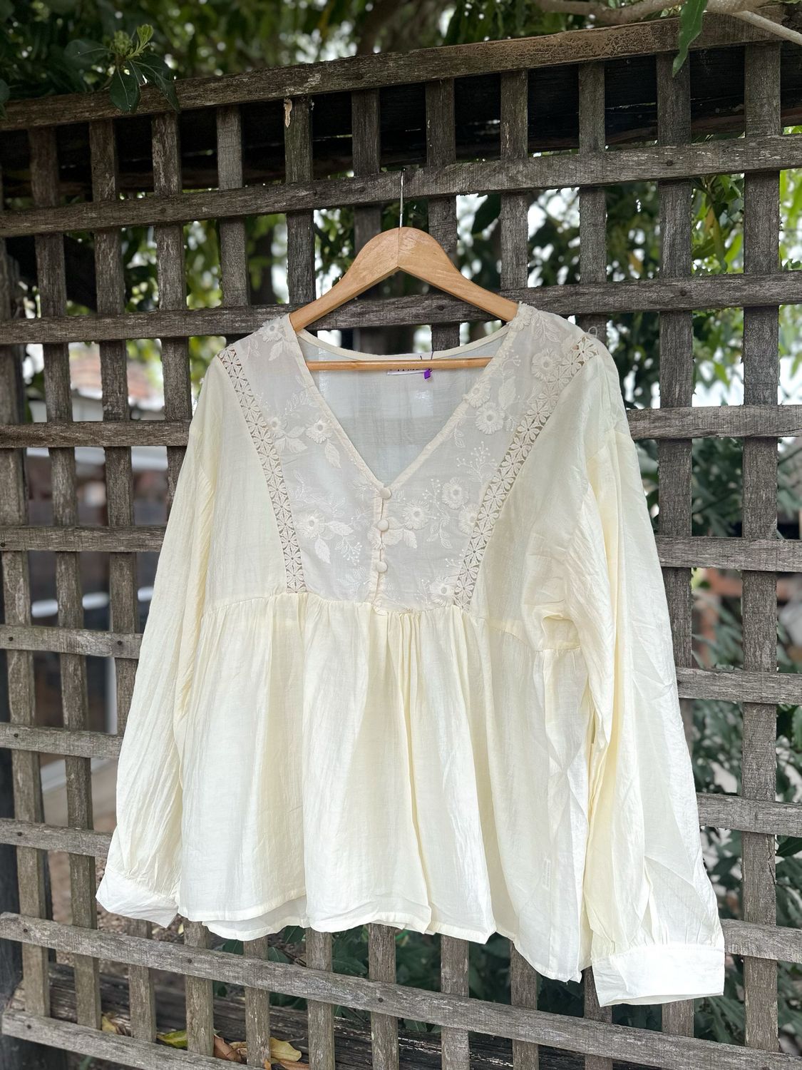 BLUSA FLOR