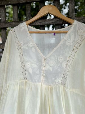 BLUSA FLOR