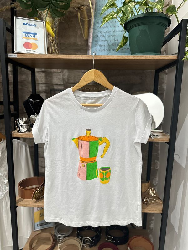 REMERA CAFE