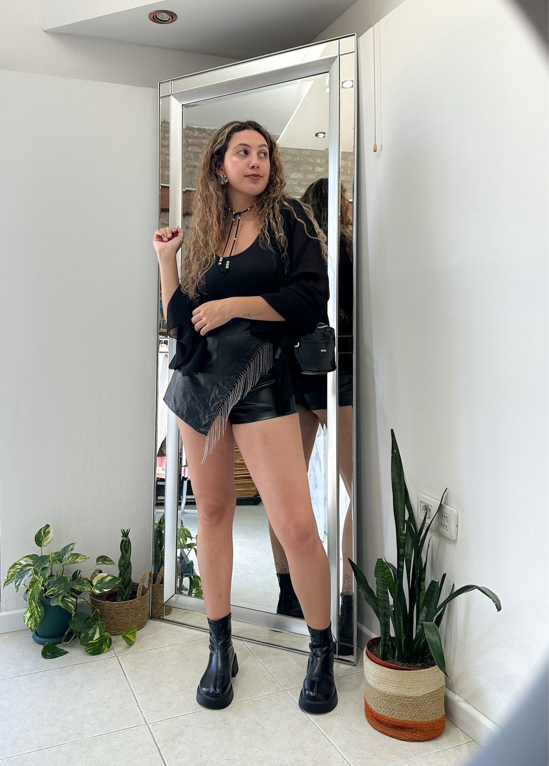 SHORT POLLERA FLECOS