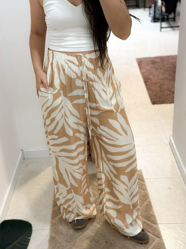 PANTALÓN HOJAS