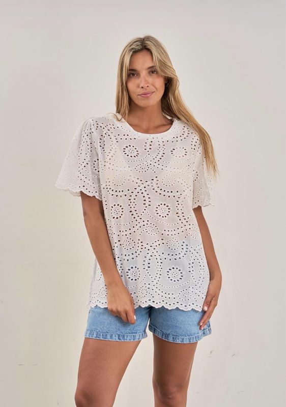 REMERA BRODERIE