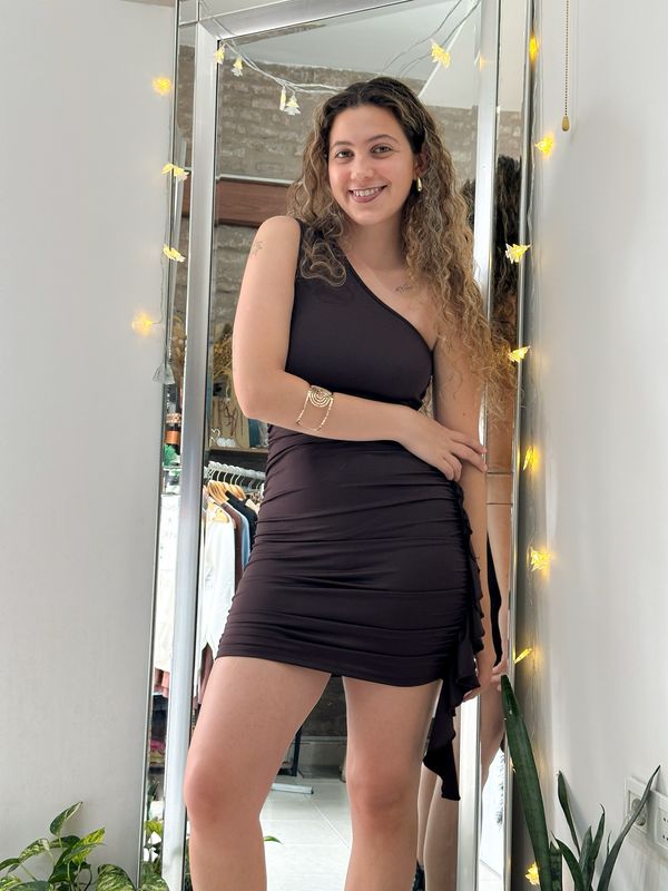 VESTIDO VOLADO