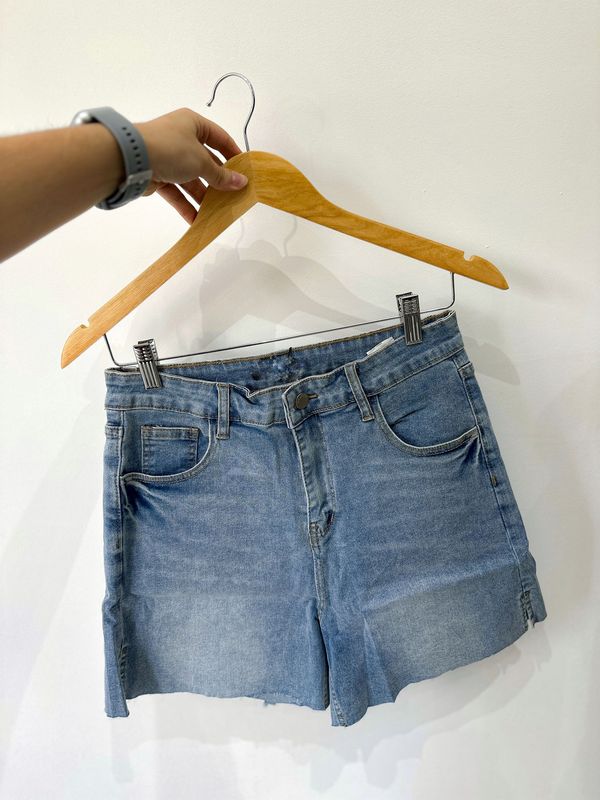 SHORT JEAN