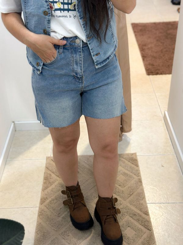 SHORT JEAN