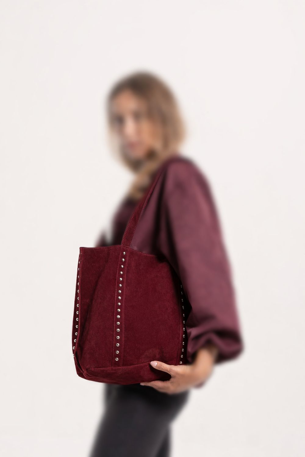 BOLSO BORDO TACHAS