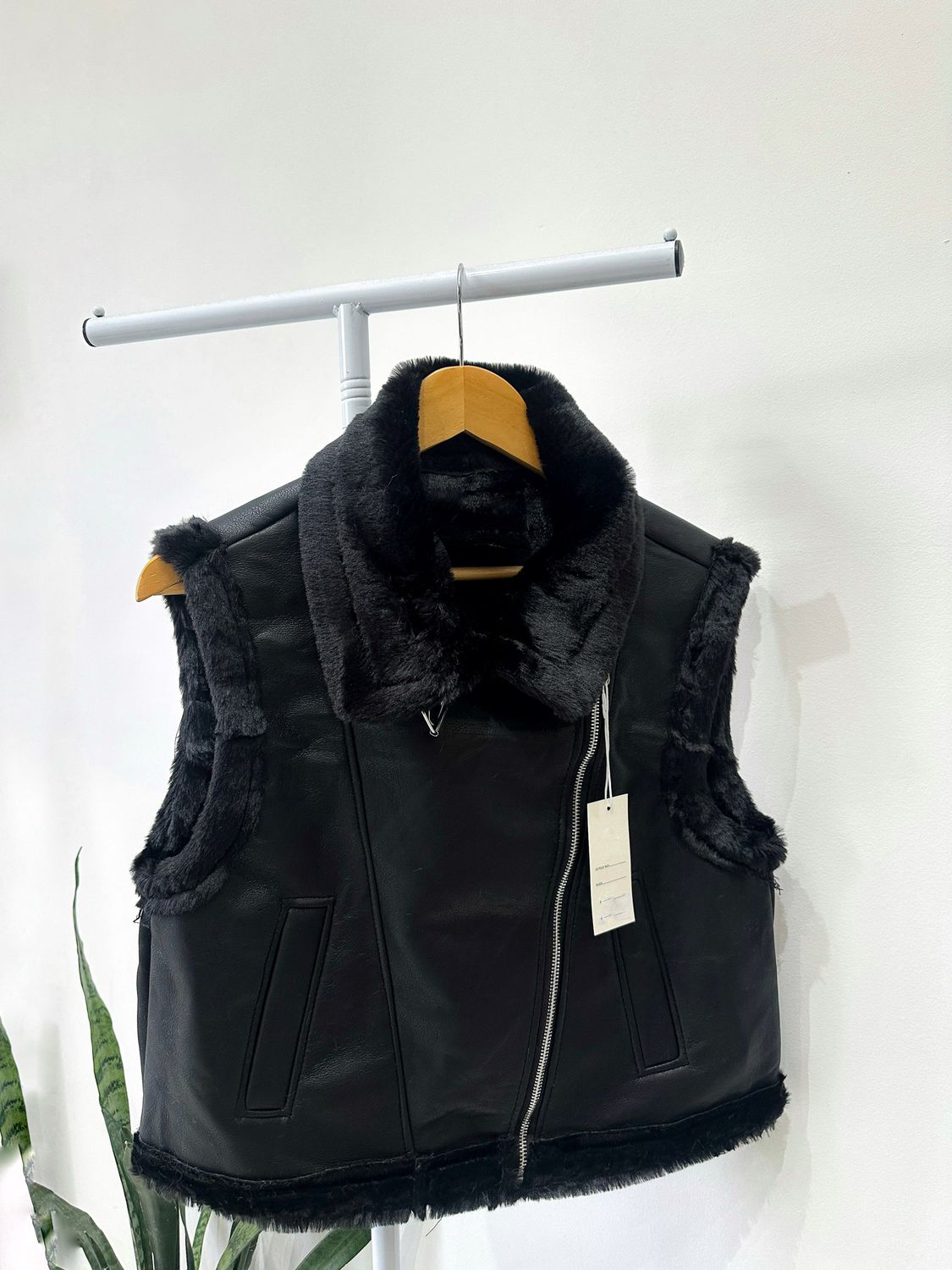 CHALECO GAMULAN NEGRO