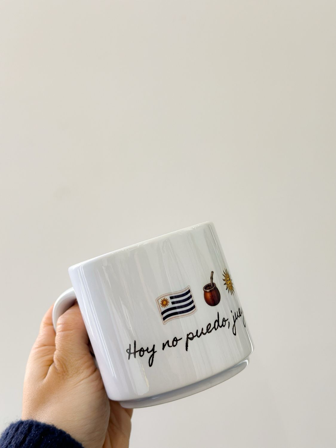 TAZA URU JUEGA