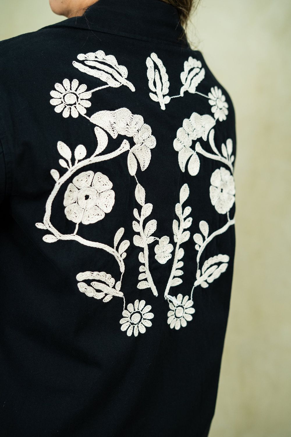 CHAQUETA N2 BORDADA