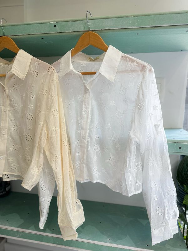 CAMISA BRODERIE CORTA