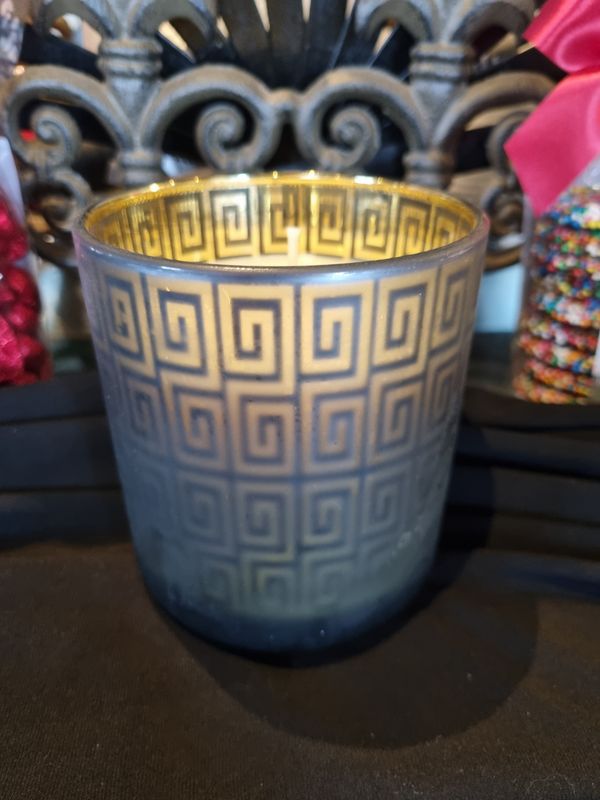 Candles.  Organic Soy Wax.  Grey/Silver