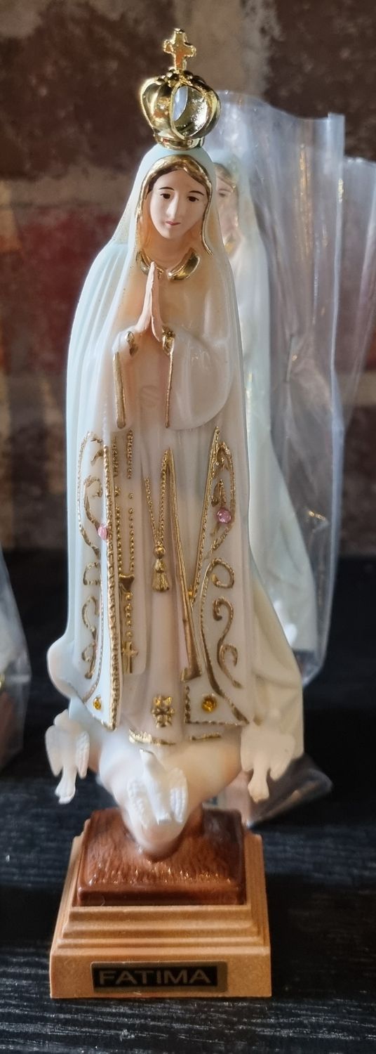 Our Lady Of Fatima Statue