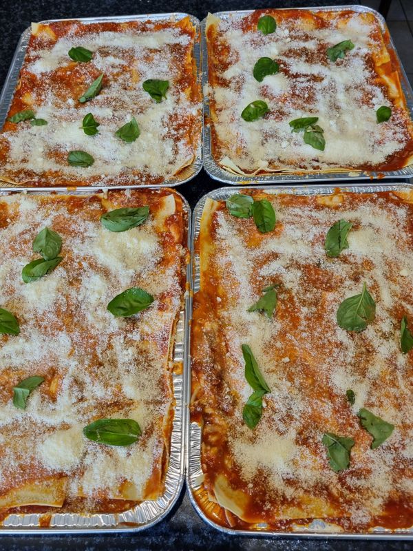 Medium Beef Lasagna Tray