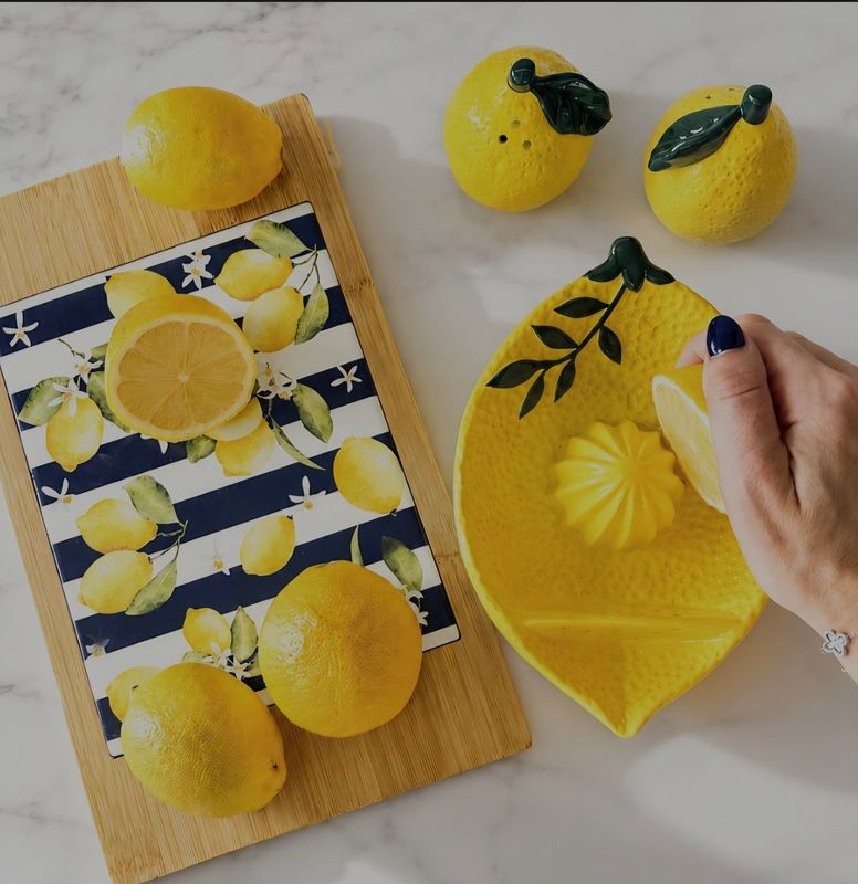 Lemon Ceramic Juicer