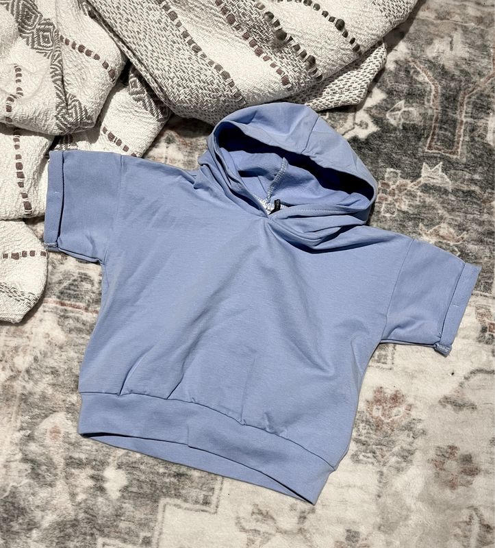 Periwinkle Shortsleeved Hoodie