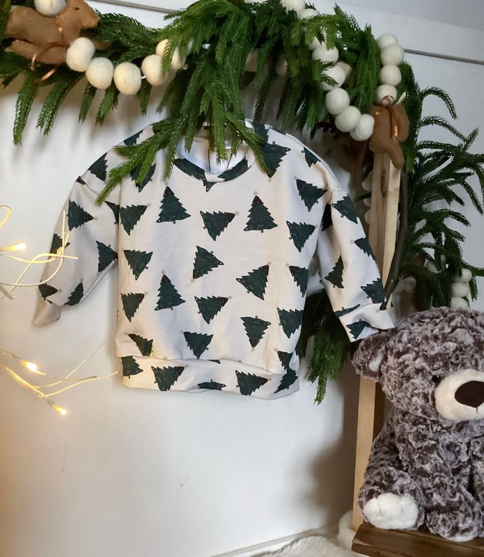 Classic Christmas Tree *Hand drawn print*