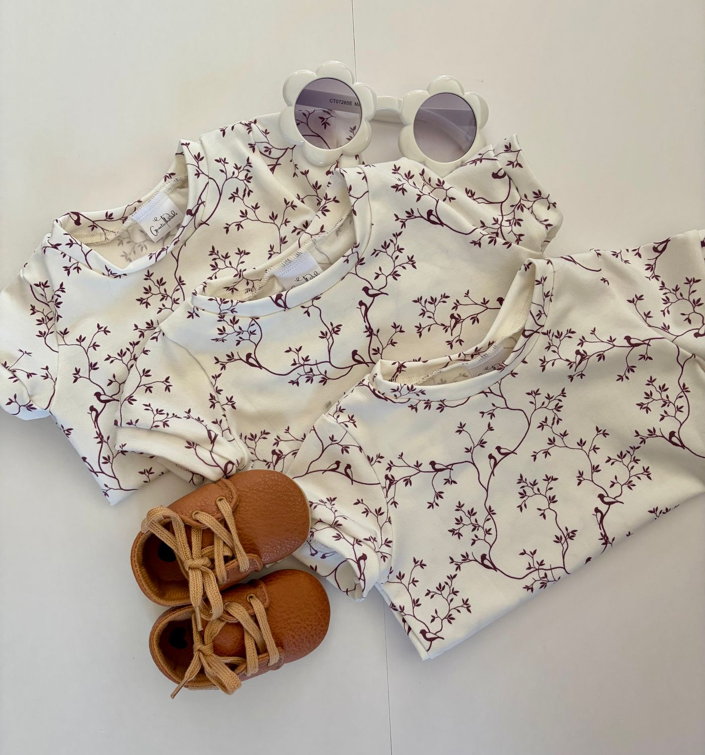 Coastal Breeze T-Shirt- Mauve Birds on a Vine