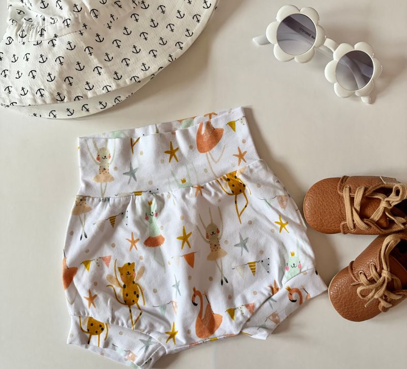 Coastal Breeze Summer Bummies - Ballet Animals