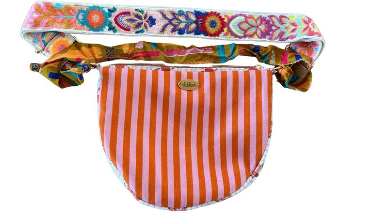 Frolic Versa Seahorse