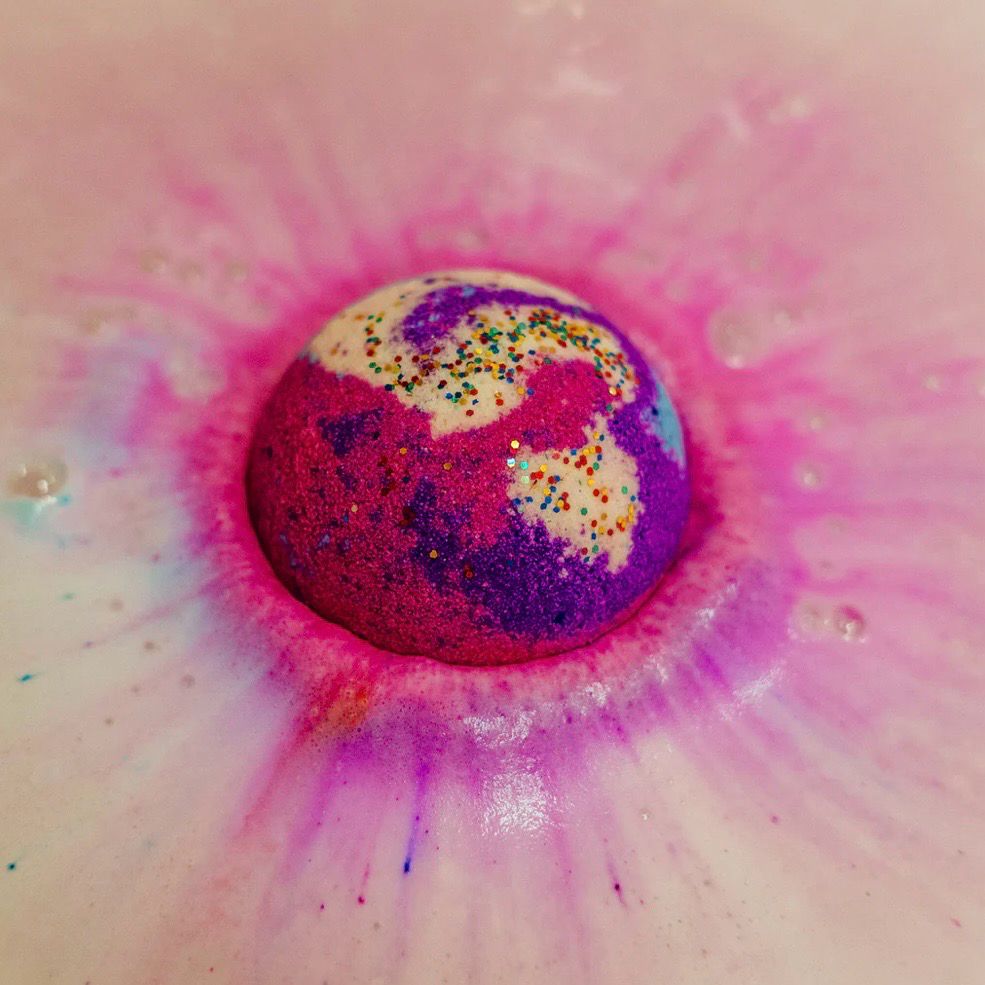 Birthday Cake Bath Bomb🎂
