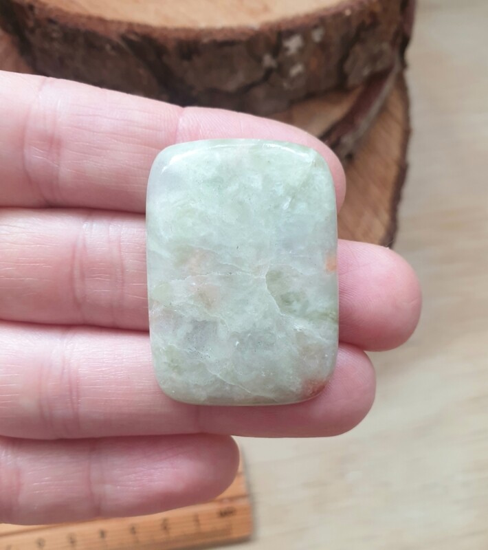 Stilbite Cabochon / Pendant for jewelry making or diy craft projects 18gr