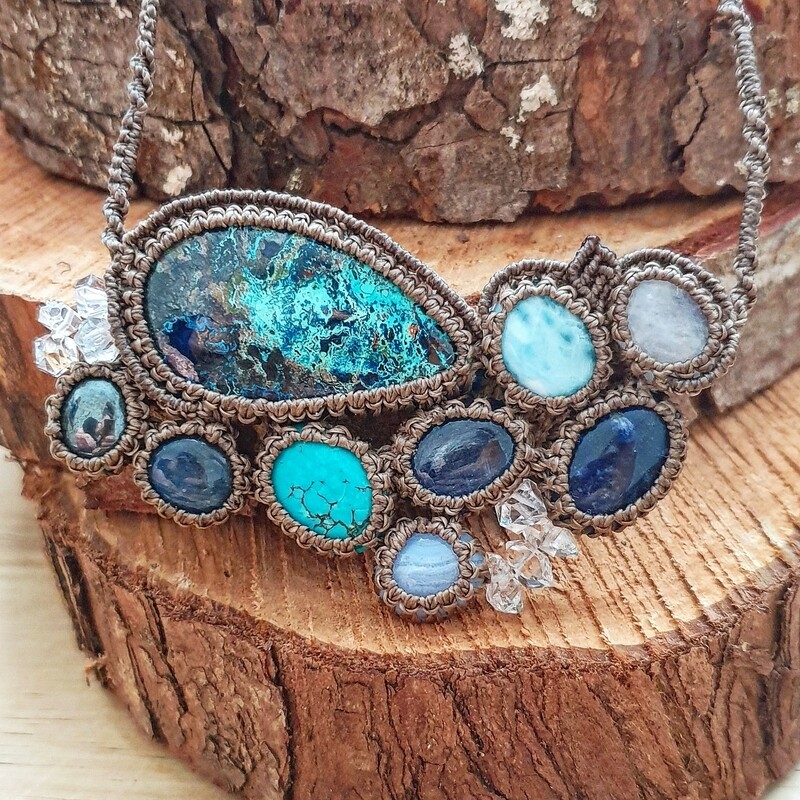 Throat Chakra Mini Cluster Grid Pendant