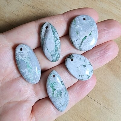 5 x Variscite top drilled Pendant Lot for jewelry making or diy craft projects 17.4gr