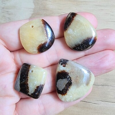 4 x Septarian top drilled Pendant Lot for jewelry making or diy craft projects 23.4gr
