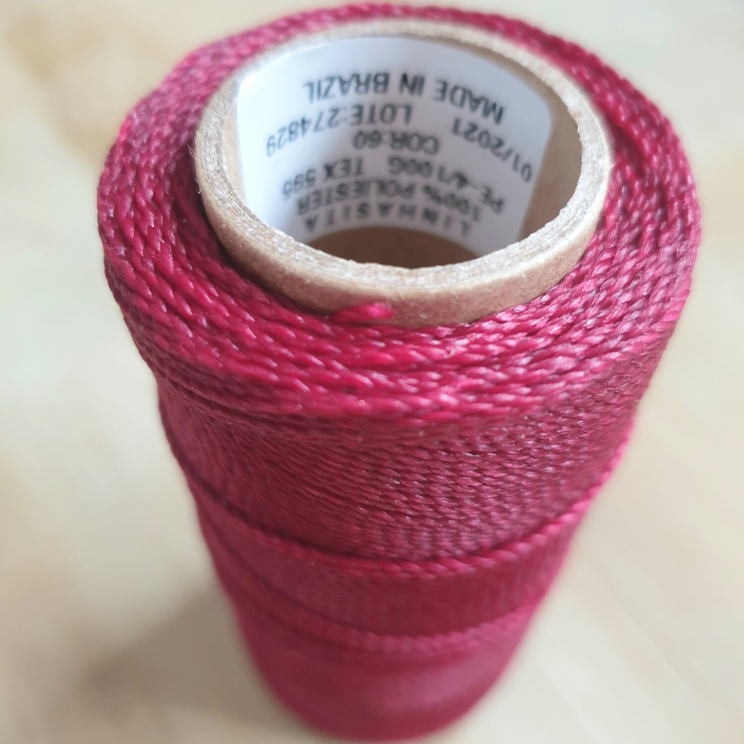 Cor #60 1mm Waxed Linhasita Thread 170m Spool - BURGUNDY