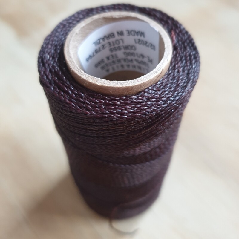 Cor #555 1mm Waxed Linhasita Thread 170m Spool - DARK BROWN
