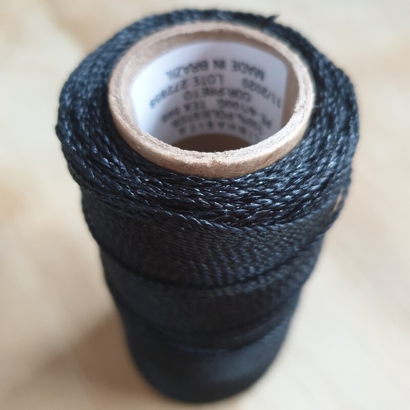 Cor #PRETO 1mm Waxed Linhasita Thread 170m Spool - BLACK