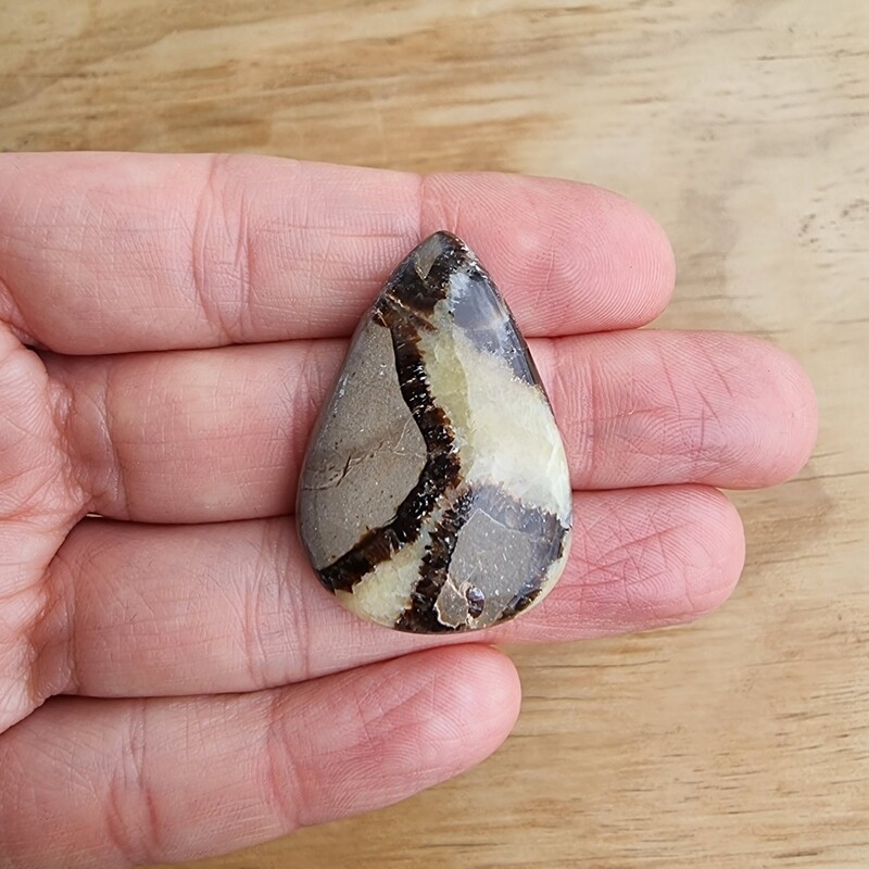 Septarian Cabochon / Pendant for jewelry making or diy craft projects 12.9gr