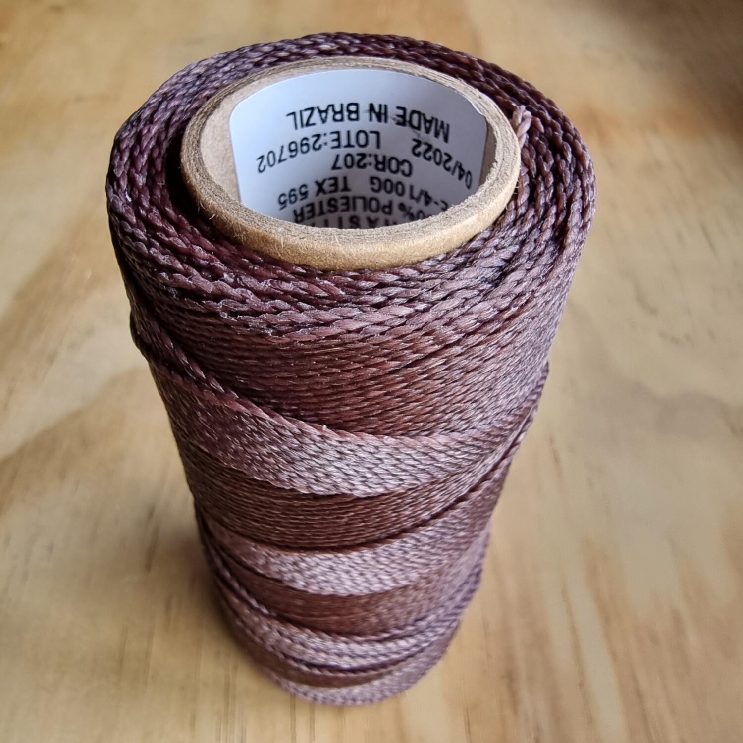 Cor #207 1mm Waxed Linhasita Thread 170m Spool