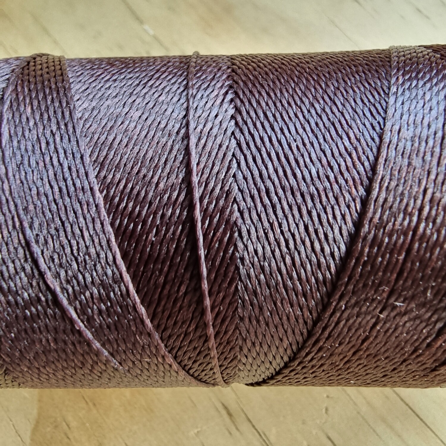 Cor #29 0.5mm 330metre spool of Premium Linhasita 100% Waxed Polyester