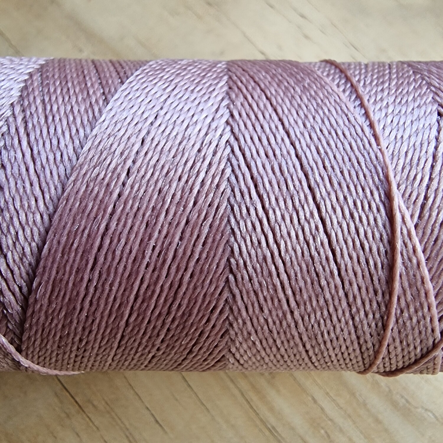 Cor #366 0.5mm 330metre spool of Premium Linhasita 100% Waxed Polyester