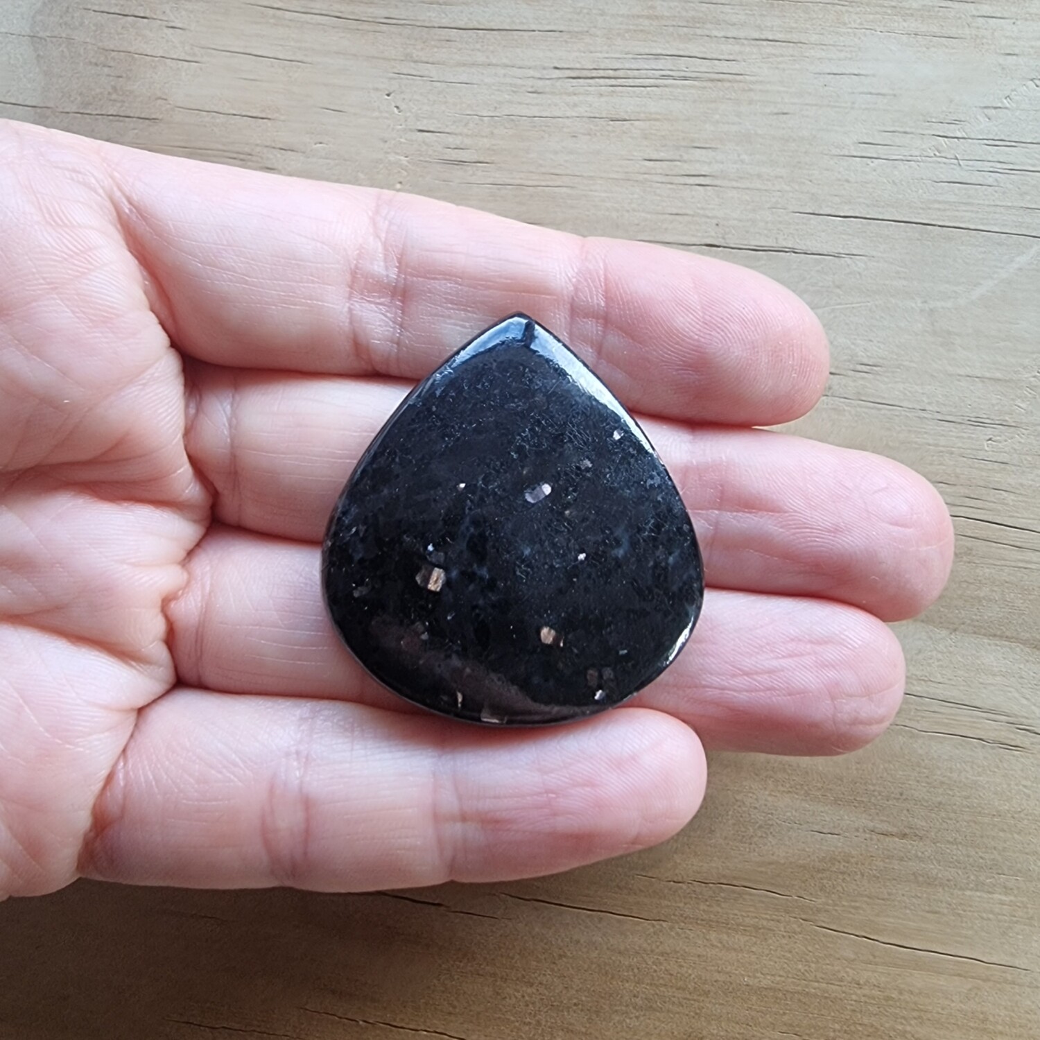 Nuummite Cabochon / Pendant for jewelry making or diy craft projects 19.5gr