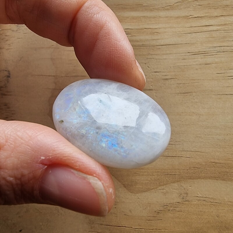 Moonstone Cabochon / Pendant for jewelry making or diy craft projects 8.9gr
