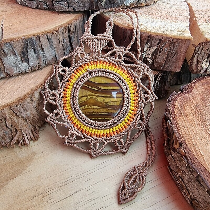 Tiger Eye Micromacrame Necklace 