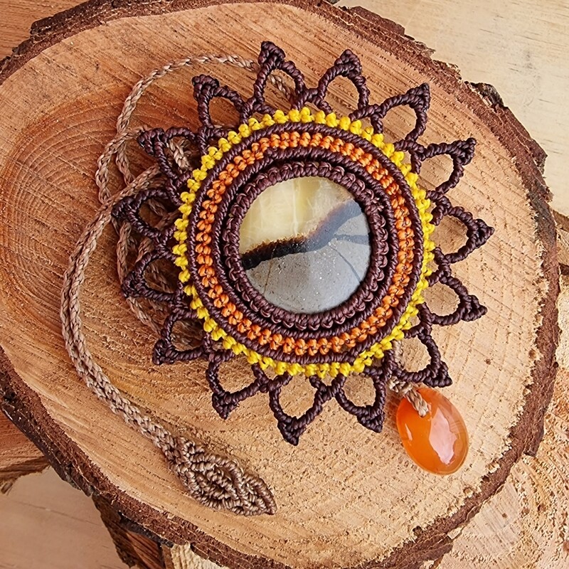 Septarian Mandala with Carnelian Micromacrame Necklace 