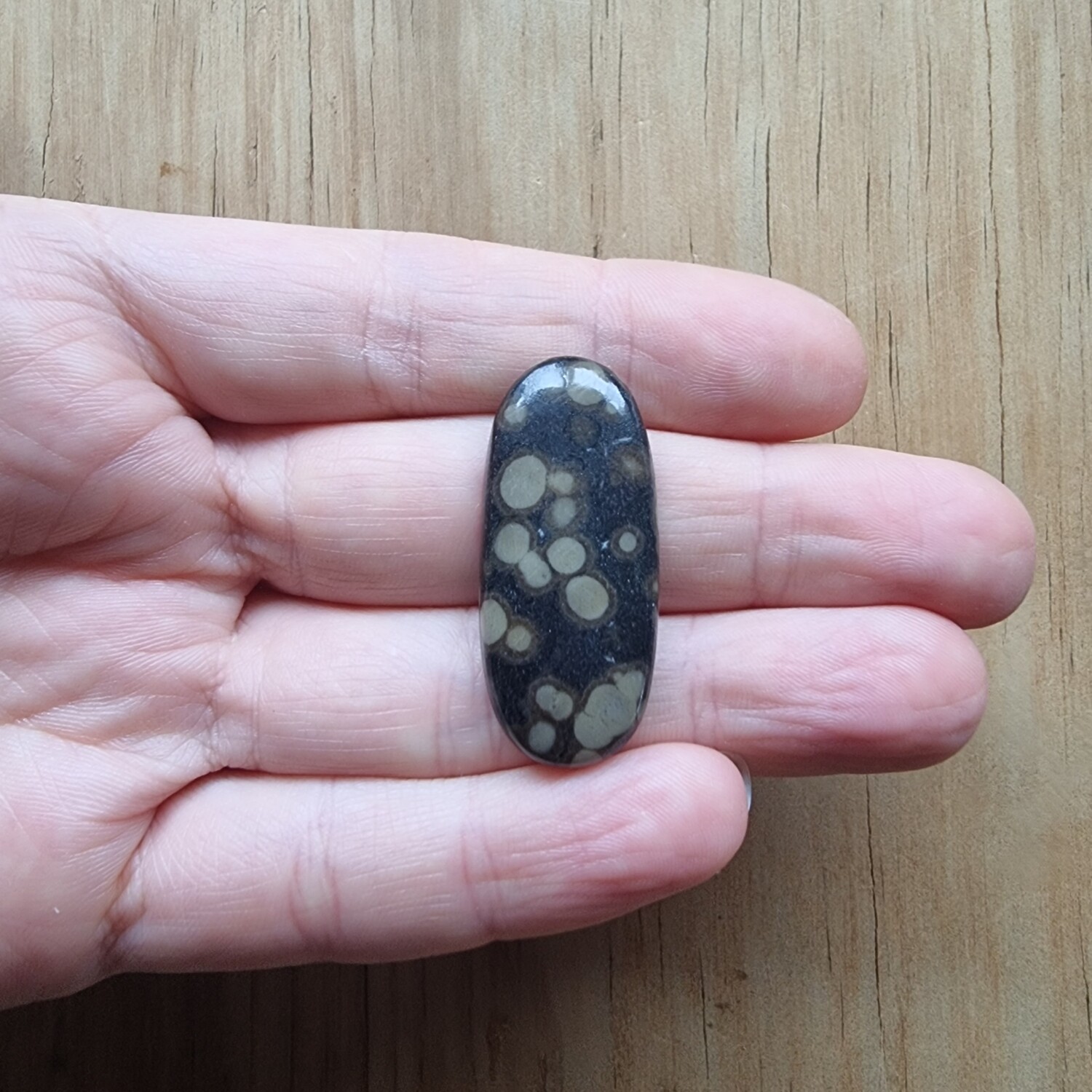 Scapolite Cabochon / Pendant for jewelry making or diy craft projects 9.8gr