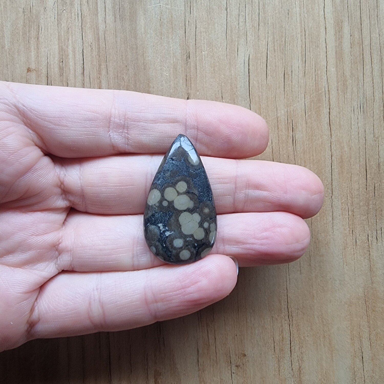 Scapolite Cabochon / Pendant for jewelry making or diy craft projects 9.8gr