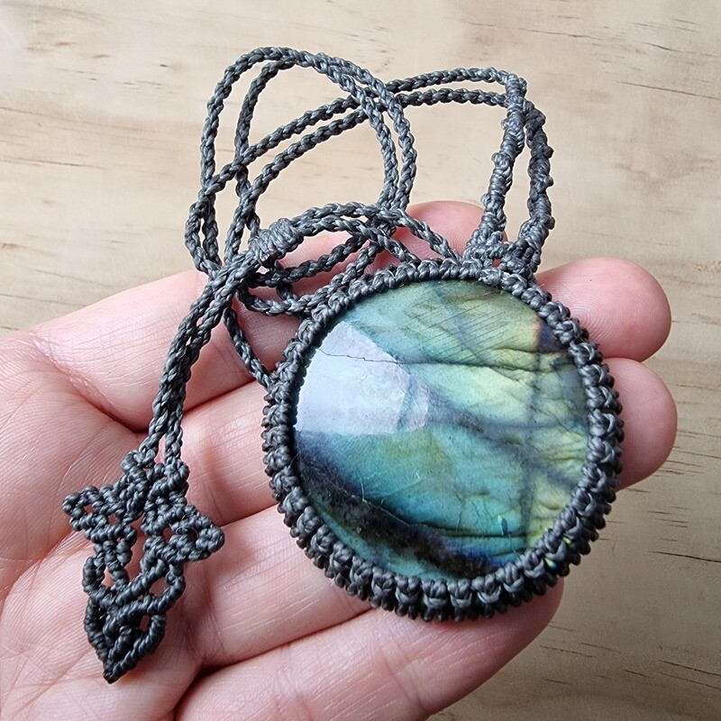 Labradorite Adjustable Micromacrame Necklace