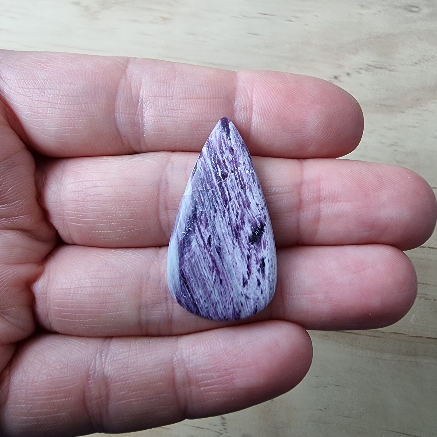 Kammererite Cabochon / Pendant for jewelry making or diy craft projects 4.5gr