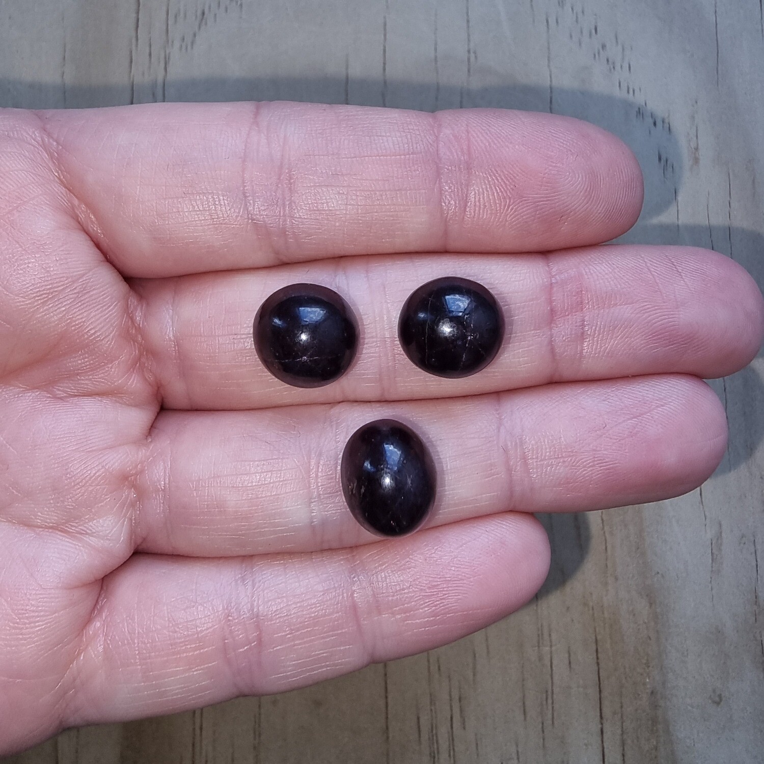 Star Garnet Cabochon Lot / Pendant Lot for jewelry making or diy craft projects 8.8gr